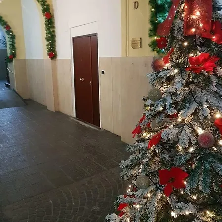 House Aurora דירה *