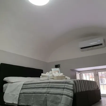 דירה House Aurora נאפולי