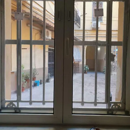 House Aurora * Neapel