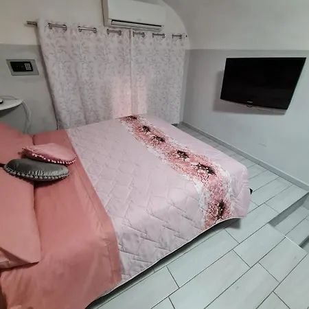 House Aurora شقة *