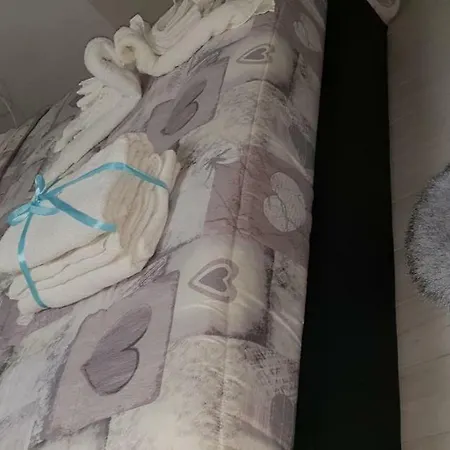 House Aurora نابولي